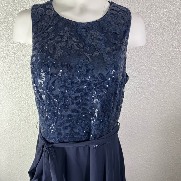 Calvin Klein Embroidered Sequin Bodice Gown Size 14 - Picture 4 of 7